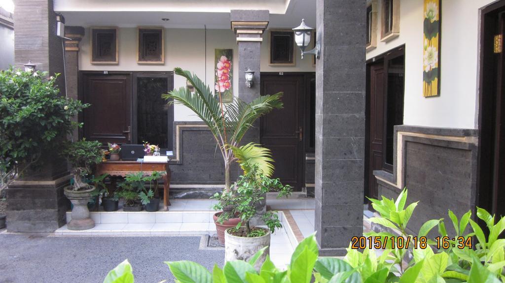 Bali Semesta Hostel Kuta  Exterior photo