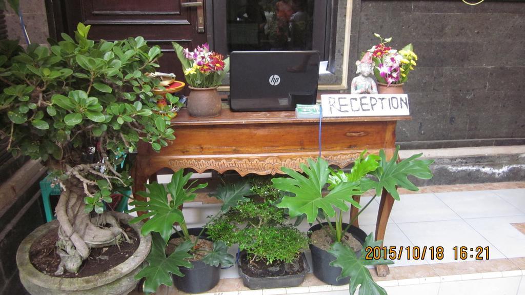 Bali Semesta Hostel Kuta  Exterior photo